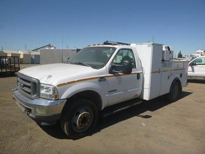 2002 Ford F550 Utility Truck