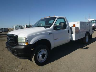 2003 Ford F550 Utility Truck