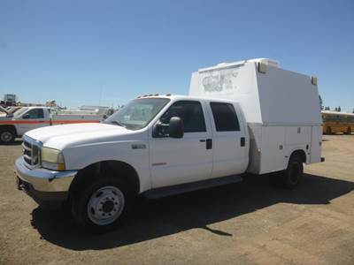 2004 Ford F550 Crew Cab Utility Truck