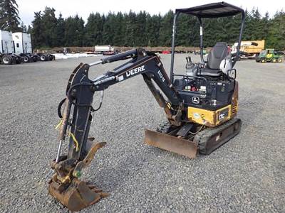 2017 John Deere 17G Hydraulic Excavator