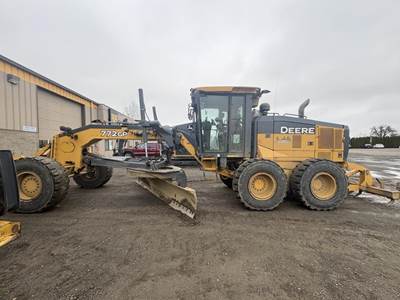 2016 Deere 772GP Motor Grader