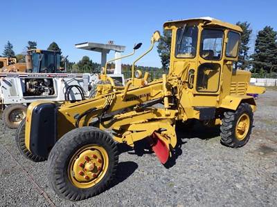 Mitsubishi SG13 Motor Grader