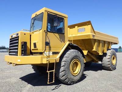 1985 Caterpillar D25C Articulated Dump Truck
