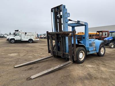Hyster H300A Rough Terrain Forklift