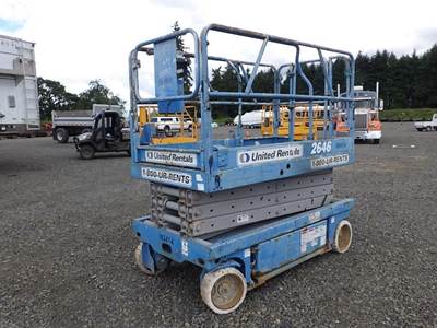 2000 Genie GS-2646 Scissor Lift