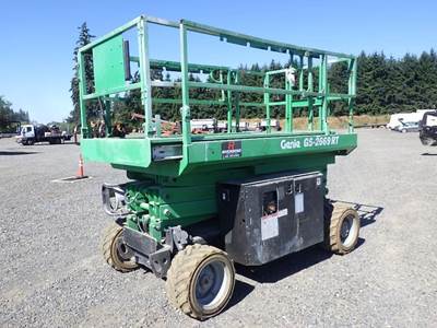 2014 Genie GS2669RT Scissor Lift