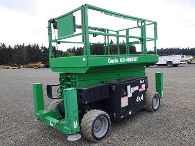 2015 Genie GS4069RT Scissor Lift