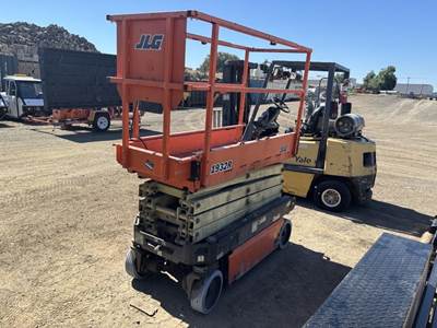 JLG 1932R Scissor Lift
