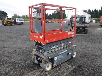 2018 Skyjack SJIII-3219 Scissor Lift