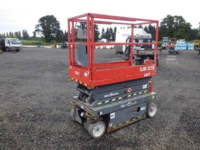 2017 Skyjack SJIII-3219 Scissor Lift