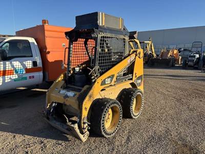 2014 Caterpillar 226B3 Skid Steer Loader