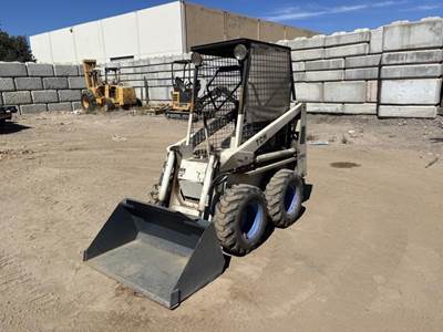 Clark 315 Skid Steer Loader