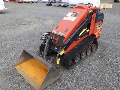 2021 Ditch Witch SK800 Skid Steer Tracked Loader