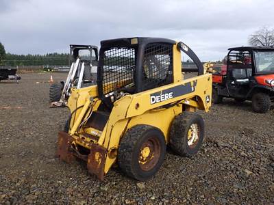 John Deere 317 Mini Skid Steer