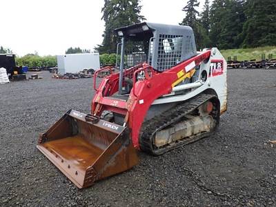 2016 Takeuchi TL8 Skid Steer Tracked Loader
