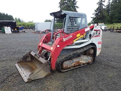 2016 Takeuchi TL8 Skid Steer Tracked Loader
