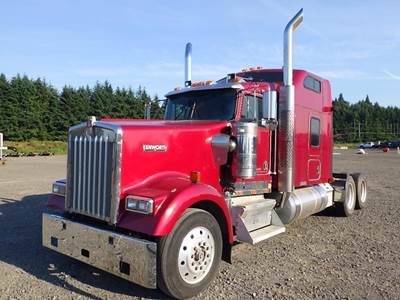 1995 Kenworth W900 3-Axle Sleeper Truck