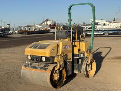 2006 Caterpillar CB-224E Tandem Vibratory Roller