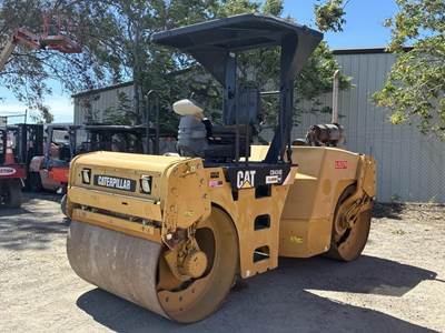 2009 Caterpillar CB-434D Tandem Vibratory Roller