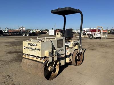 Ingersoll Rand DD-24 Tandem Vibratory Roller