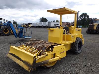 Sakai SV200TB Padfoot Compactor