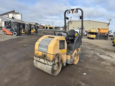 2010 Volvo DD14 Tandem Vibratory Roller
