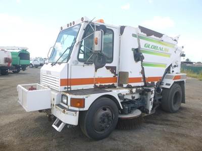 2013 Global M4 Street Sweeper