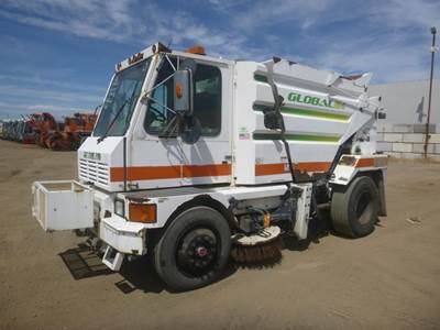 2013 Global M4 Street Sweeper