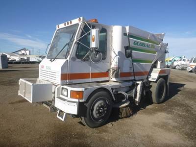 2013 Global M4 Street Sweeper