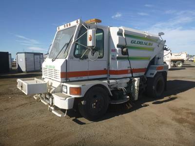2014 Global M4 Street Sweeper