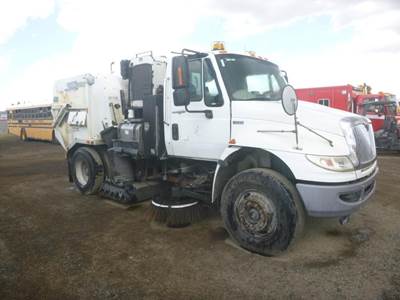 2014 TYMCO International 4300 Street Sweeper