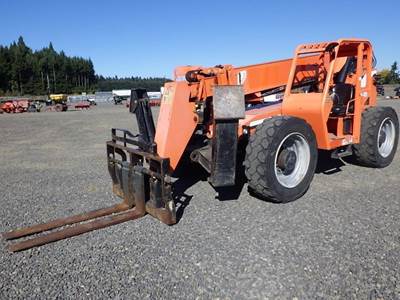 2015 Skytrak 10054 Telescopic Reach Lift