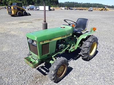 John Deere 650 Tractor