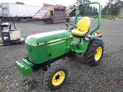 John Deere 955 Tractor