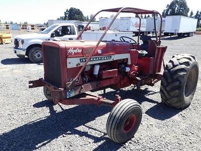 International I-656 Tractor