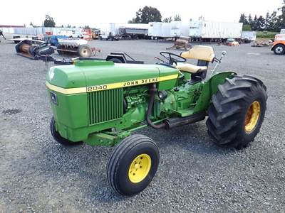 John Deere 2040 Tractor