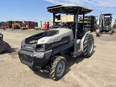 2023 Monarch MKV Tractor