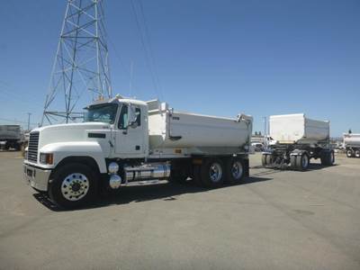 2019 Mack Pinnacle T/A Dump Truck & Transfer