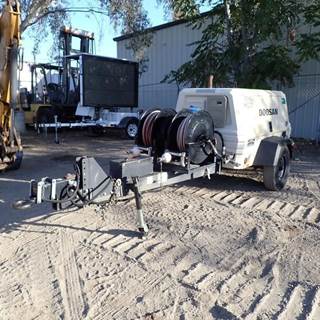2012 Doosan P260 Towable Air Compressor