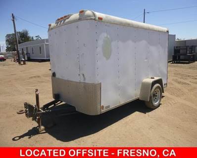1998 Interstate West Corp I610 Enclosed S/A Utilit