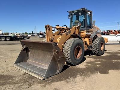 Case 721D Wheel Loader