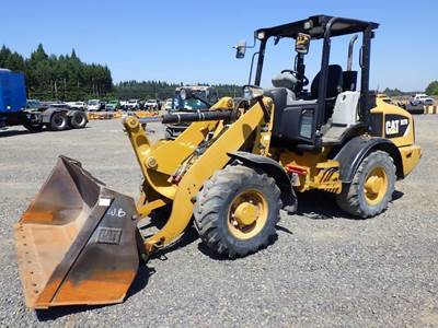 2014 Caterpillar 907H2 Wheel Loader