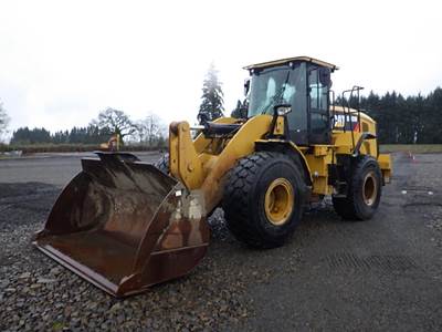 2017 Caterpillar 950M Wheel Loader