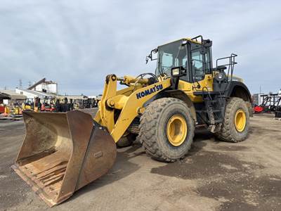 2017 Komatsu WA380-8 Wheel Loader