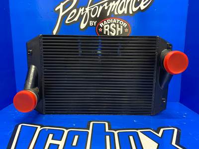 International 5600 Charge Air Cooler ( 1E5266)