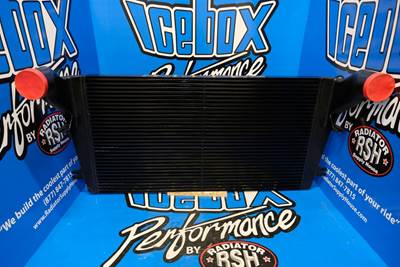 Kenworth T-800 Charge Air Cooler ( FLX010329)
