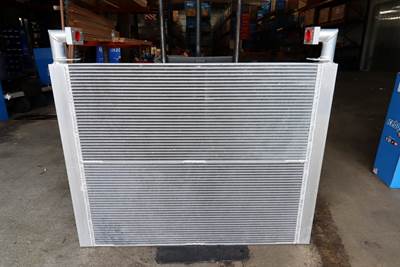 Kobelco 290 Oil Cooler (OC-LN00088A)