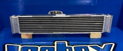 Volvo  Oil Cooler (11033359)