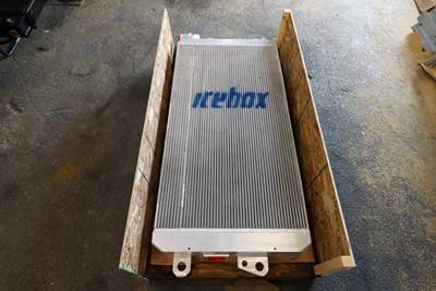 Caterpillar D10T2 Radiator - Aluminum (3596479)