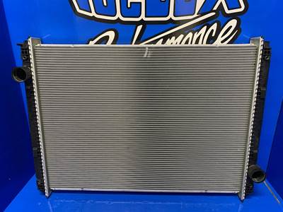 Freightliner  Radiator (C1688)